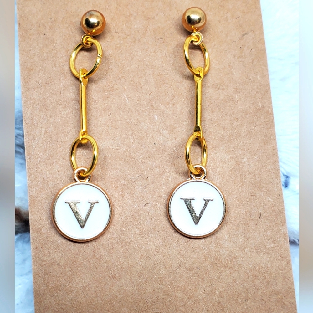 7/$10 V Initial Earrings, New